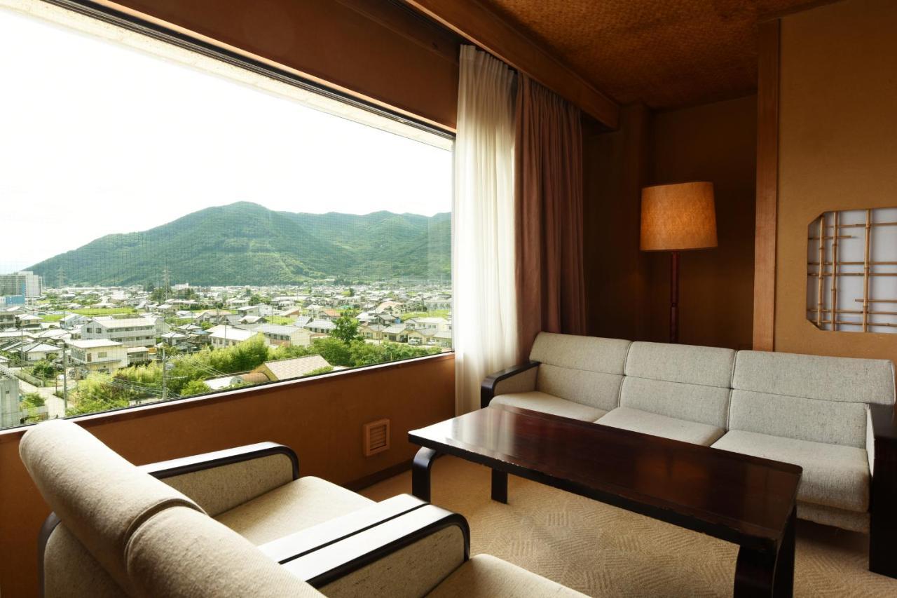 Isawa Tokiwa Hotel Fuefuki Exterior foto
